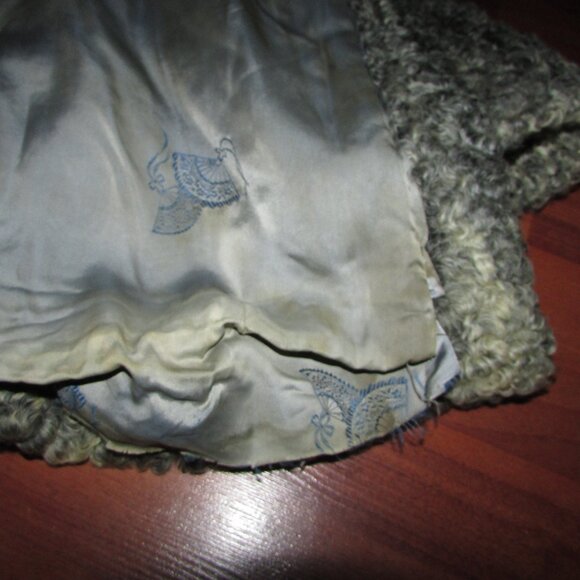 Vintage Silver Gray Persian Lamb Fur Coat - Picture 9 of 11